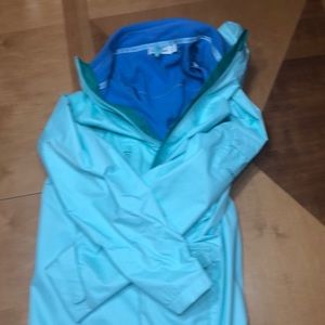 Vineyard vines all weather jacket
